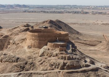 Tower of Silence Tempat Mayat Manusia Dibuang