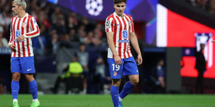 Barcelona Tak Masuk Perhitungan Atletico Madrid soal Julian Alvarez