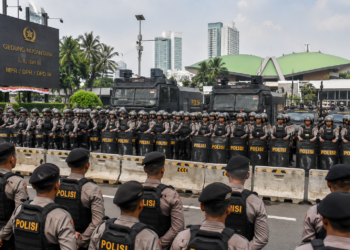 Polisi Kerahkan 18.504 Personel Amankan Demo