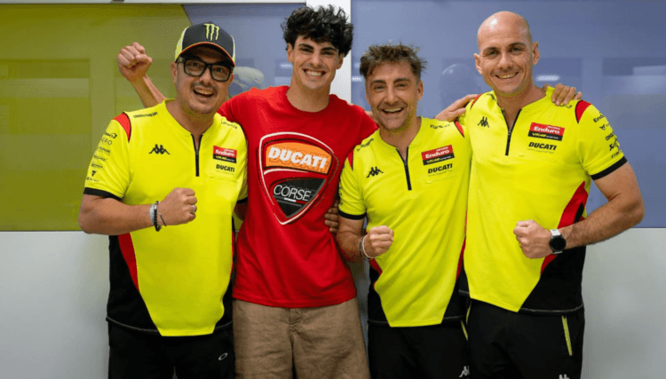 Fermin Aldeguer Resmi Gabung Tim Valentino Rossi untuk MotoGP 2027