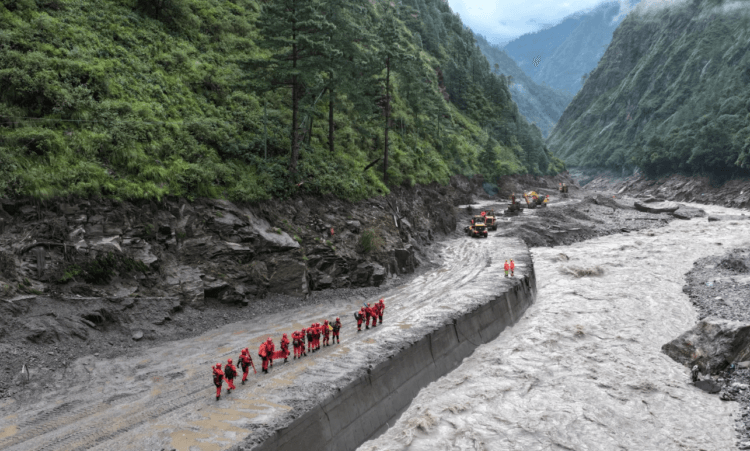 Nepal Hancur Akibat Banjir Bandang