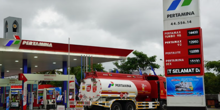 Pertamina membatalkan rencana pengecekan STNK untuk pembelian BBM