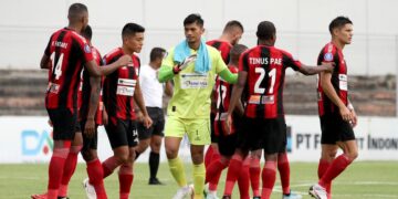 Pemain Persipura Jayapura sedang menjalani sesi latihan