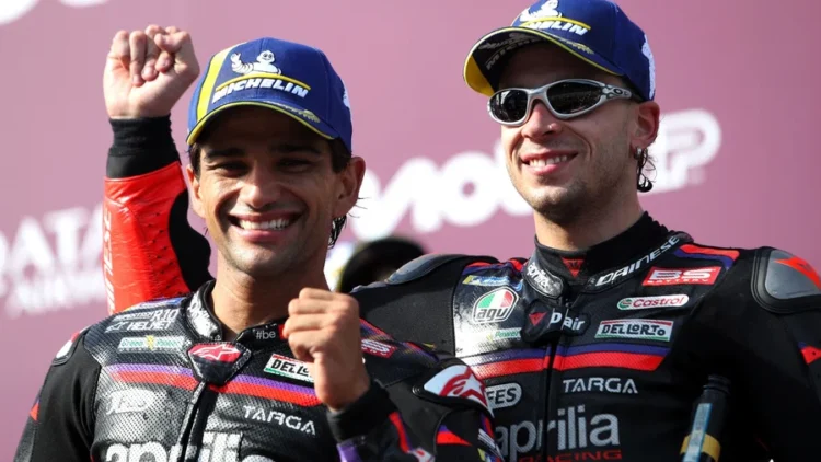 Jorge Martin dan Marco Bezzecchi bersama Aprilia Racing