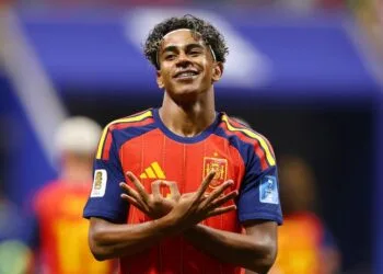 Lamine Yamal bersama tim nasional Spanyol