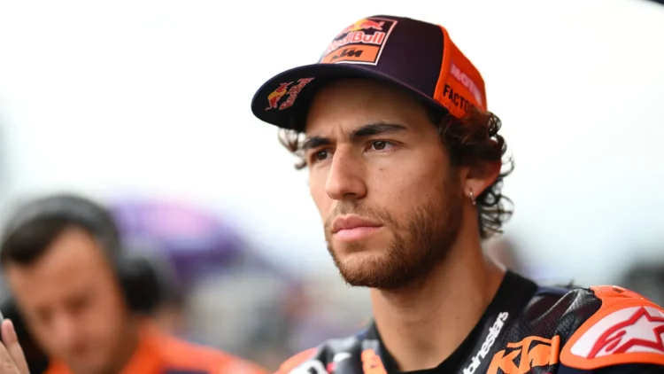 Enea Bastianini menjelang sesi MotoGP
