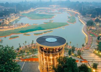 Pemandangan kawasan Taman Mini Indonesia Indah di Jakarta