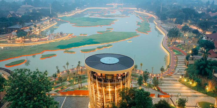 Pemandangan kawasan Taman Mini Indonesia Indah di Jakarta