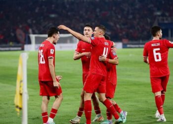 Pemain Timnas Indonesia merayakan kemenangan
