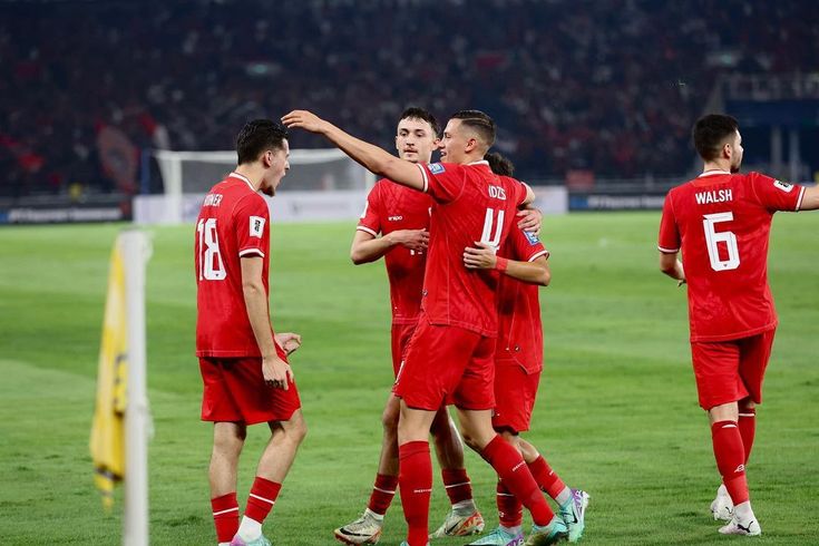 Pemain Timnas Indonesia merayakan kemenangan