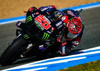 Fabio Quartararo membalap dengan motor Yamaha di MotoGP