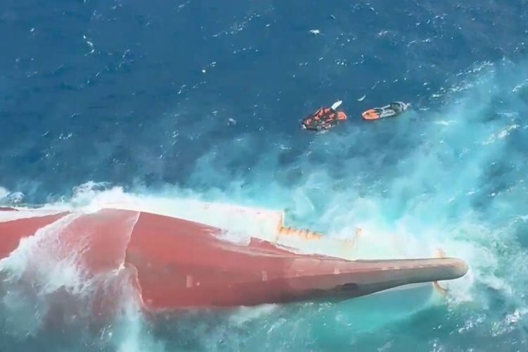 Kondisi KMP Virgo Transport 8 setelah mengalami kecelakaan di Laut Jawa