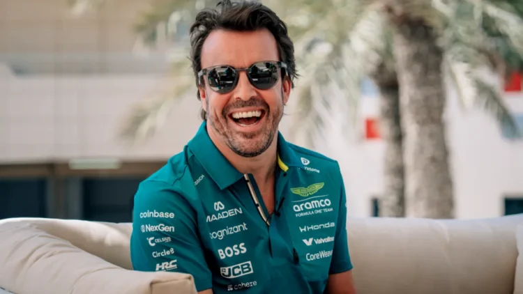 Fernando Alonso pembalap Aston Martin Formula 1