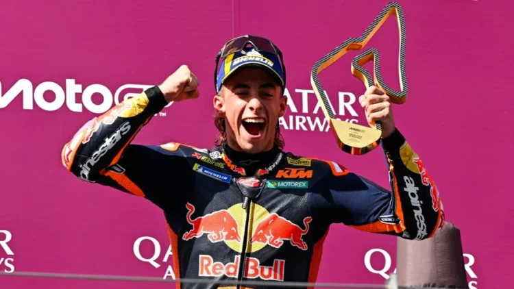 Pedro Acosta merayakan kemenangan MotoGP Austria 2026