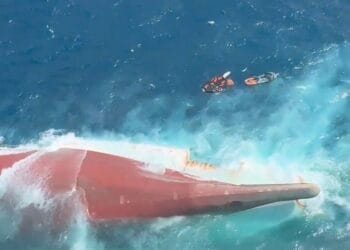 Kondisi KM Virgo Transport 8 setelah mengalami kecelakaan di Laut Jawa