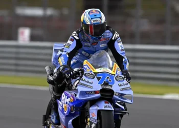 Alex Marquez mengendarai motor Gresini Ducati bernomor 73 di lintasan