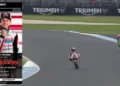 Tangkapan layar kualifikasi Moto3 Australia yang menampilkan Veda Ega Pratama di lintasan dan grafis catatan waktu 1 menit 35,299 detik.