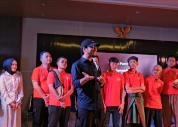 Wakil Wali Kota Cilegon, Fajar Hadi prabowo saat menghadiri acara seni teater di Lapas Cilegon