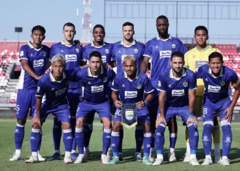 Skuad Persib Bandung berfoto sebelum pertandingan